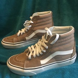 Brown/tan high top vans